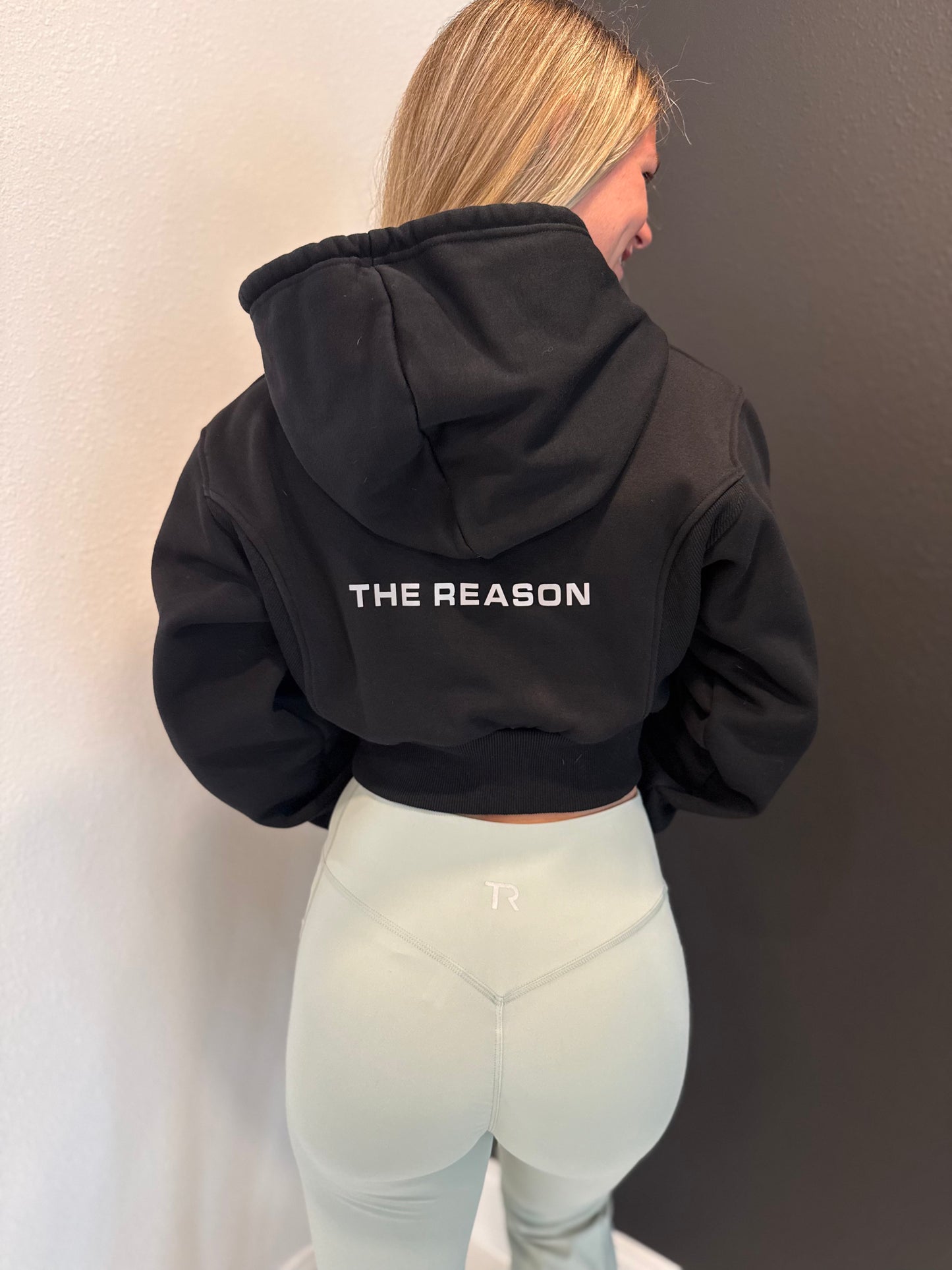 NEW Cropped Puffy Jacket
